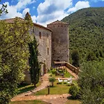מלון דירות Castello Valenzino 3*