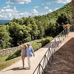 Castello Valenzino 3*