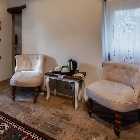 Castello Valenzino 3* Pierantonio