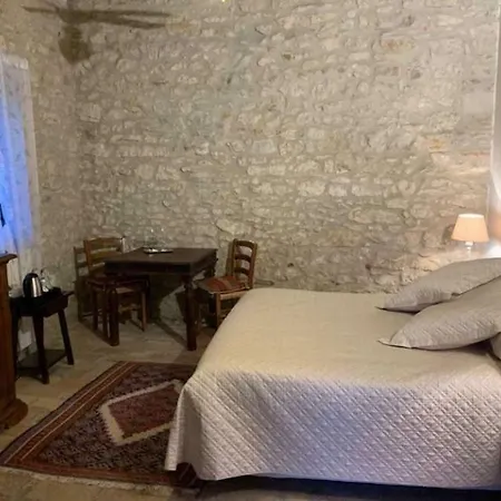 Castello Valenzino 3* Pierantonio