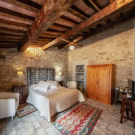 Apartahotel Castello Valenzino