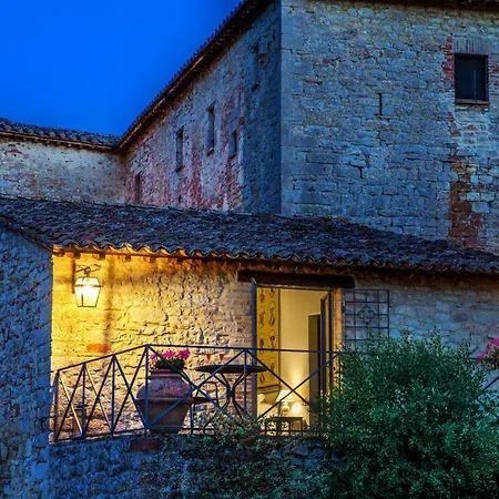 Castello Valenzino Aparthotel