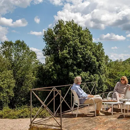 Apartahotel Castello Valenzino 3*