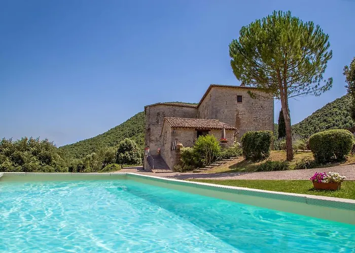 Aparthotel Castello Valenzino 3*