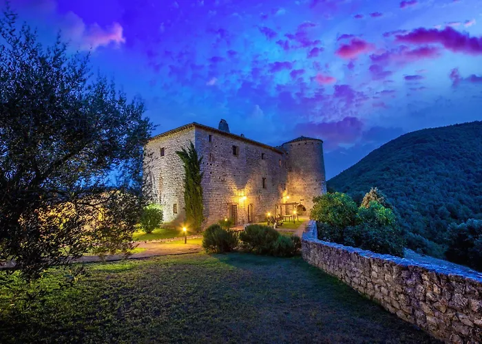 Aparthotel Castello Valenzino 3*