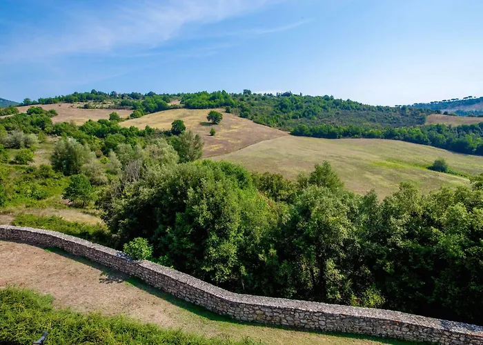 Castello Valenzino Aparthotel