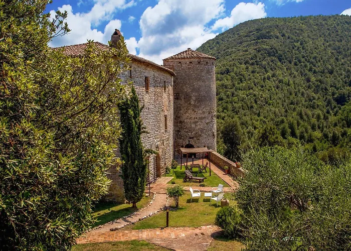 Aparthotel Castello Valenzino 3*