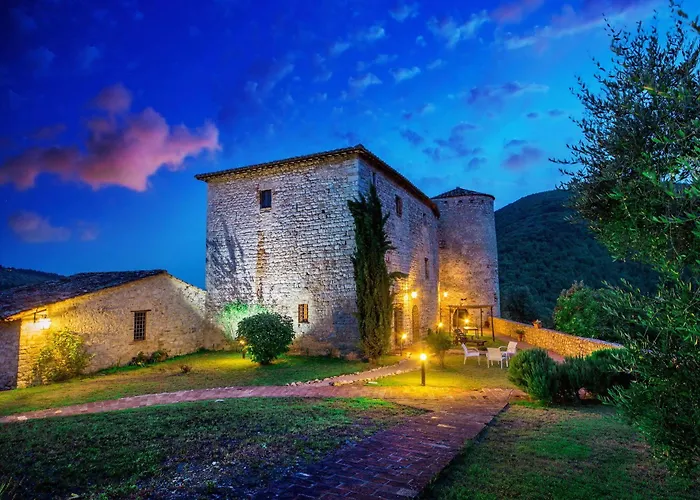 Castello Valenzino Aparthotel Pierantonio