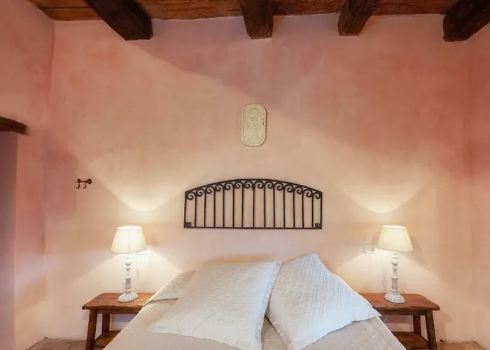 Aparthotel Castello Valenzino 3*