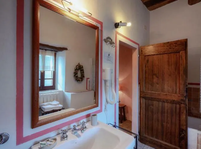 Aparthotel Castello Valenzino Pierantonio