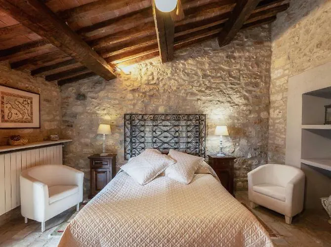 Aparthotel Castello Valenzino Pierantonio