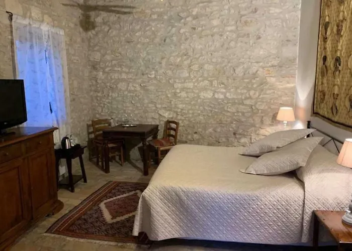 Castello Valenzino 3* Pierantonio