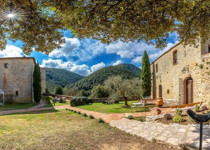 Aparthotel Castello Valenzino 3*