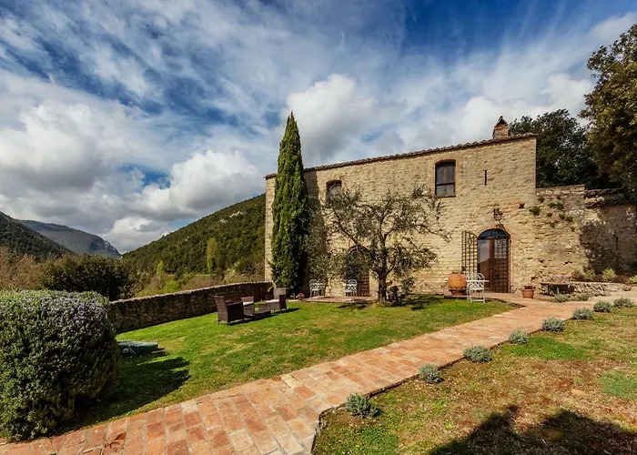 Castello Valenzino 3* Pierantonio