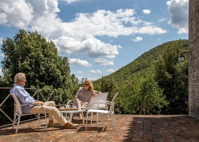 Castello Valenzino 3*