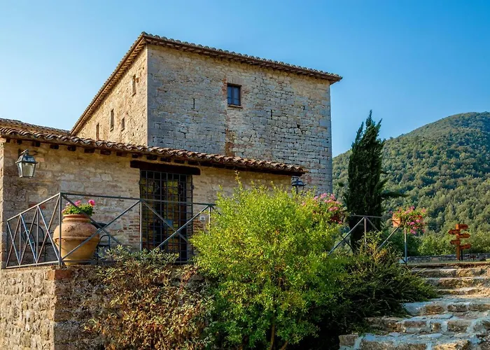 Castello Valenzino Aparthotel Pierantonio