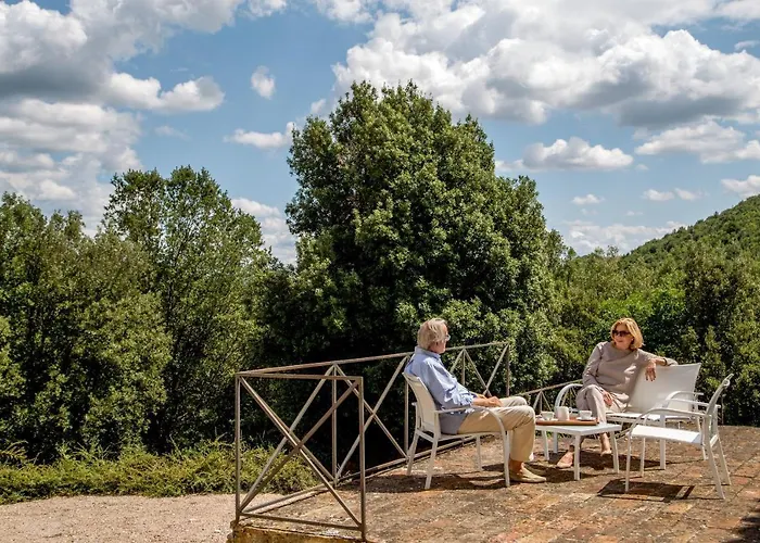 Aparthotel Castello Valenzino 3*